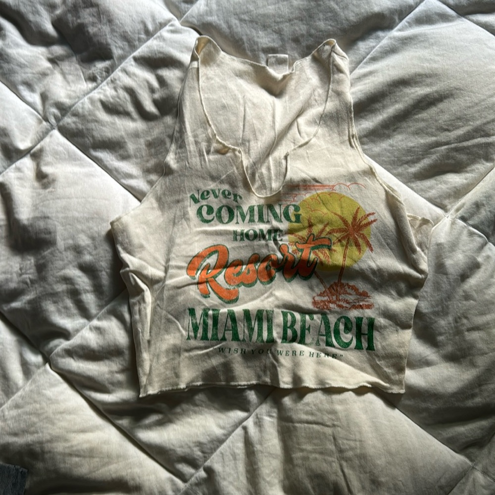 urban outfitters cropped graphic tank